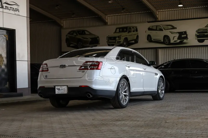 2013 فورد توروس ليمتد