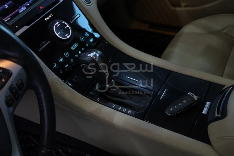 2013 فورد توروس ليمتد