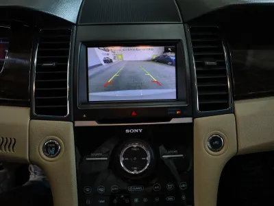 2013 فورد توروس ليمتد