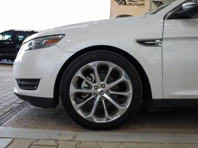 2013 فورد توروس ليمتد