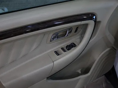 2013 فورد توروس ليمتد