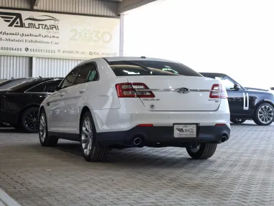 2013 فورد توروس ليمتد