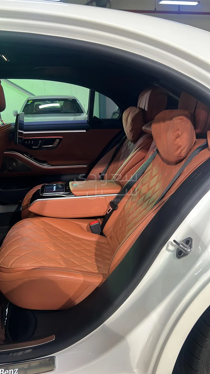 2022 مرسيدس - بنز إس 500 أي إم جي