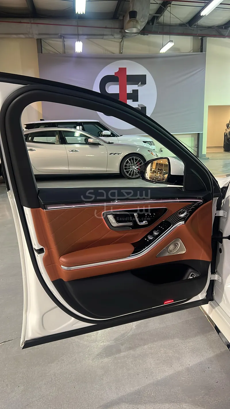 2022 مرسيدس - بنز إس 500 أي إم جي