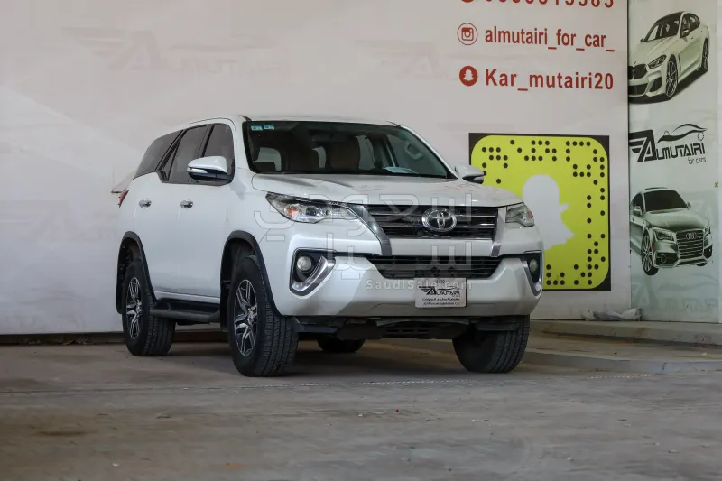 2017 تويوتا فورشنر