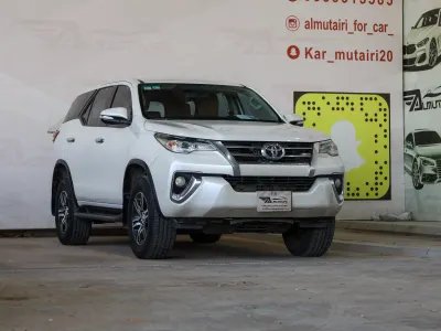 2017 تويوتا فورشنر