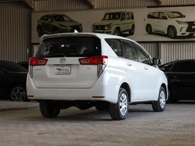 2017 تويوتا ان نوفا