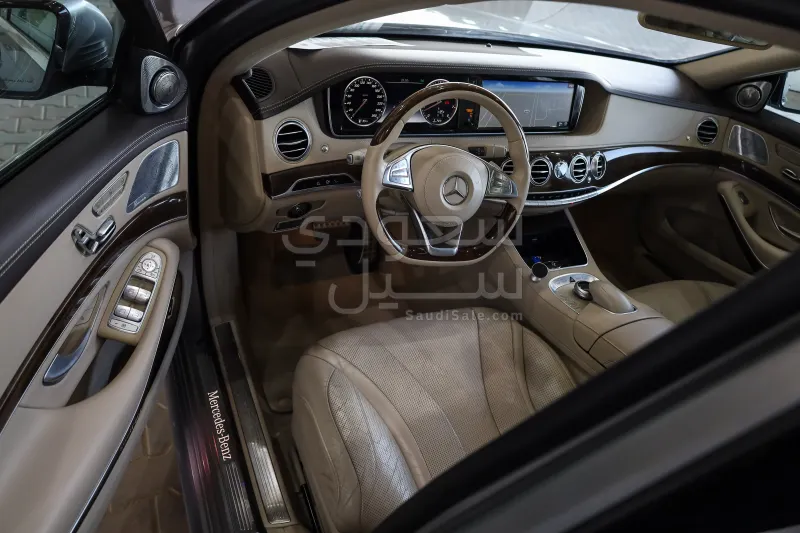 2017 مرسيدس - بنز إس 400