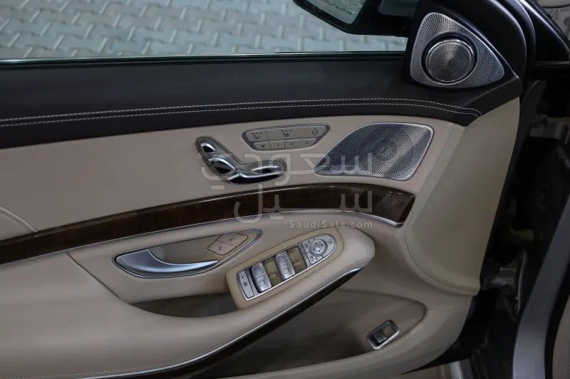 2017 مرسيدس - بنز إس 400