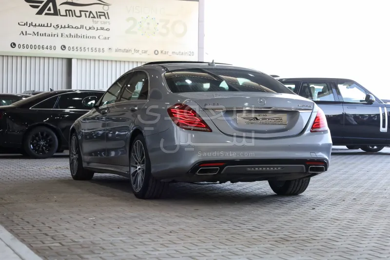 2017 مرسيدس - بنز إس 400