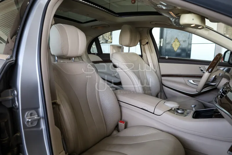 2017 مرسيدس - بنز إس 400