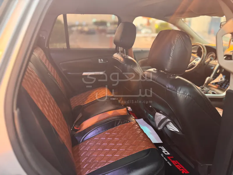 2012 فورد ادج اس اي ال