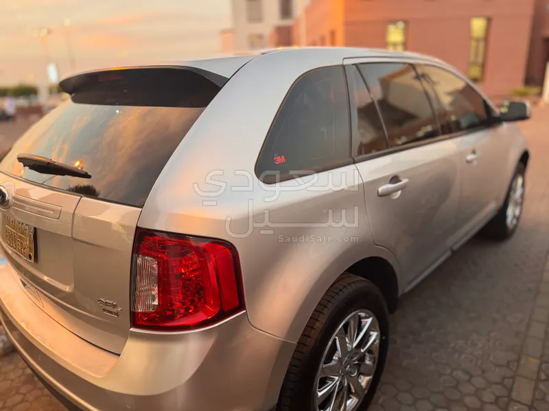 2012 فورد ادج اس اي ال