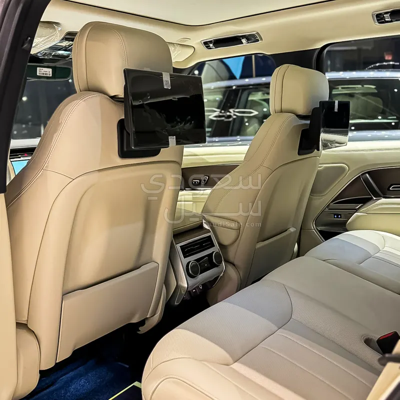 2025 لاند روفر رينج روفر اتش اس اي