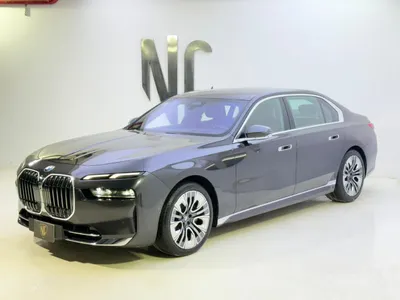 2023 بي ام دبليو الفئة السابعة 735أي