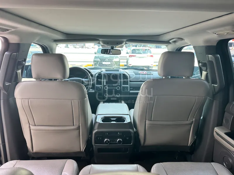 2018 فورد اكسبيديشن اكس ال تي