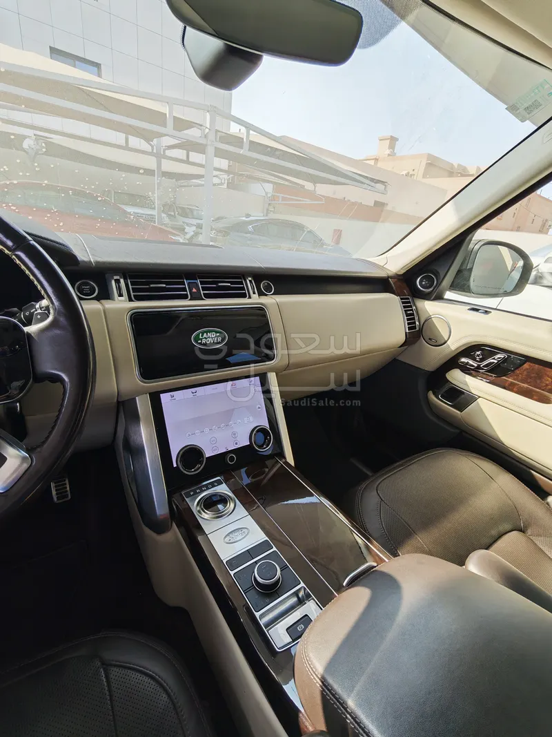 2020 لاند روفر رينج روفر اوتوبيوغرافي