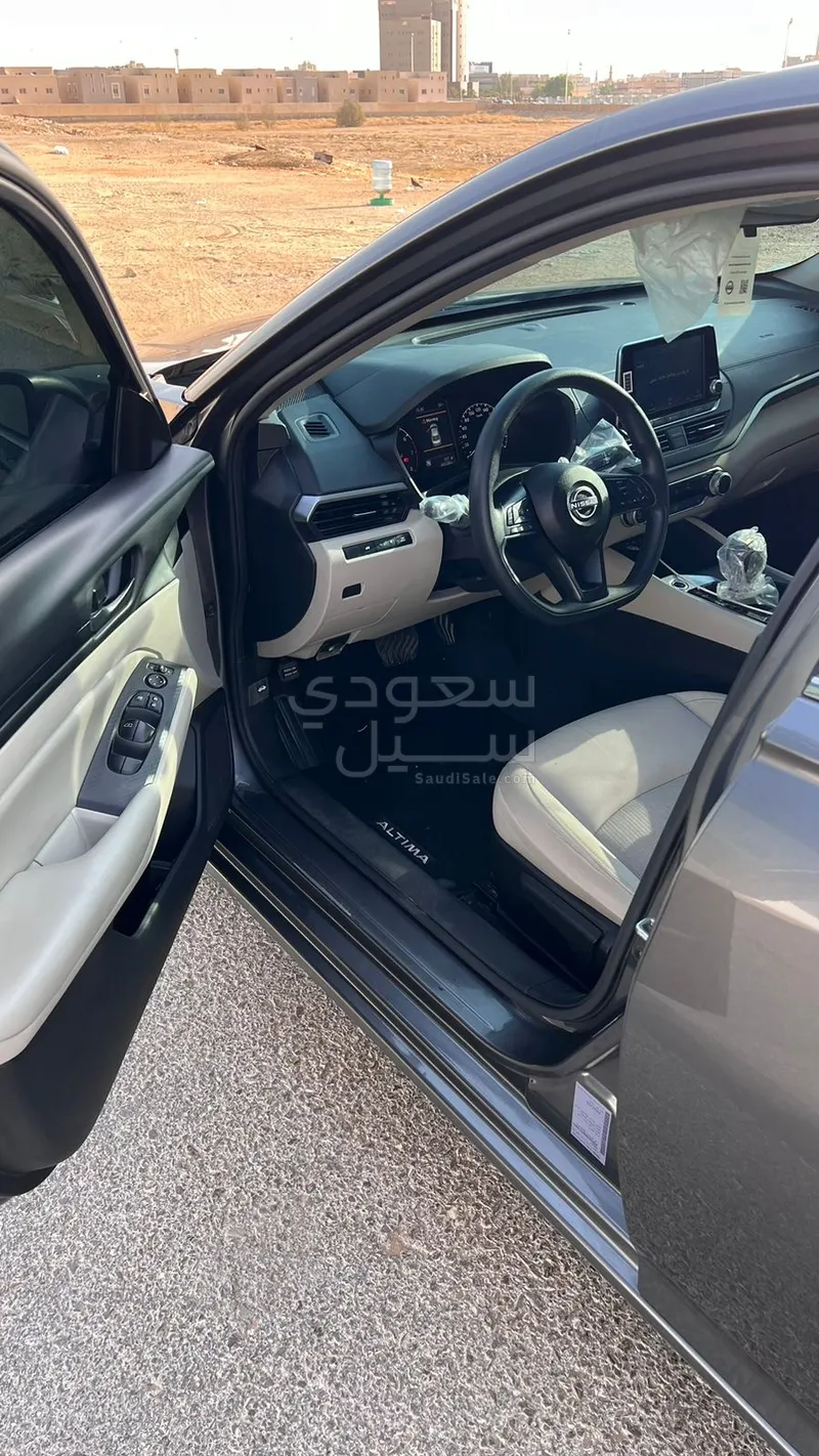 2024 نيسان التيما