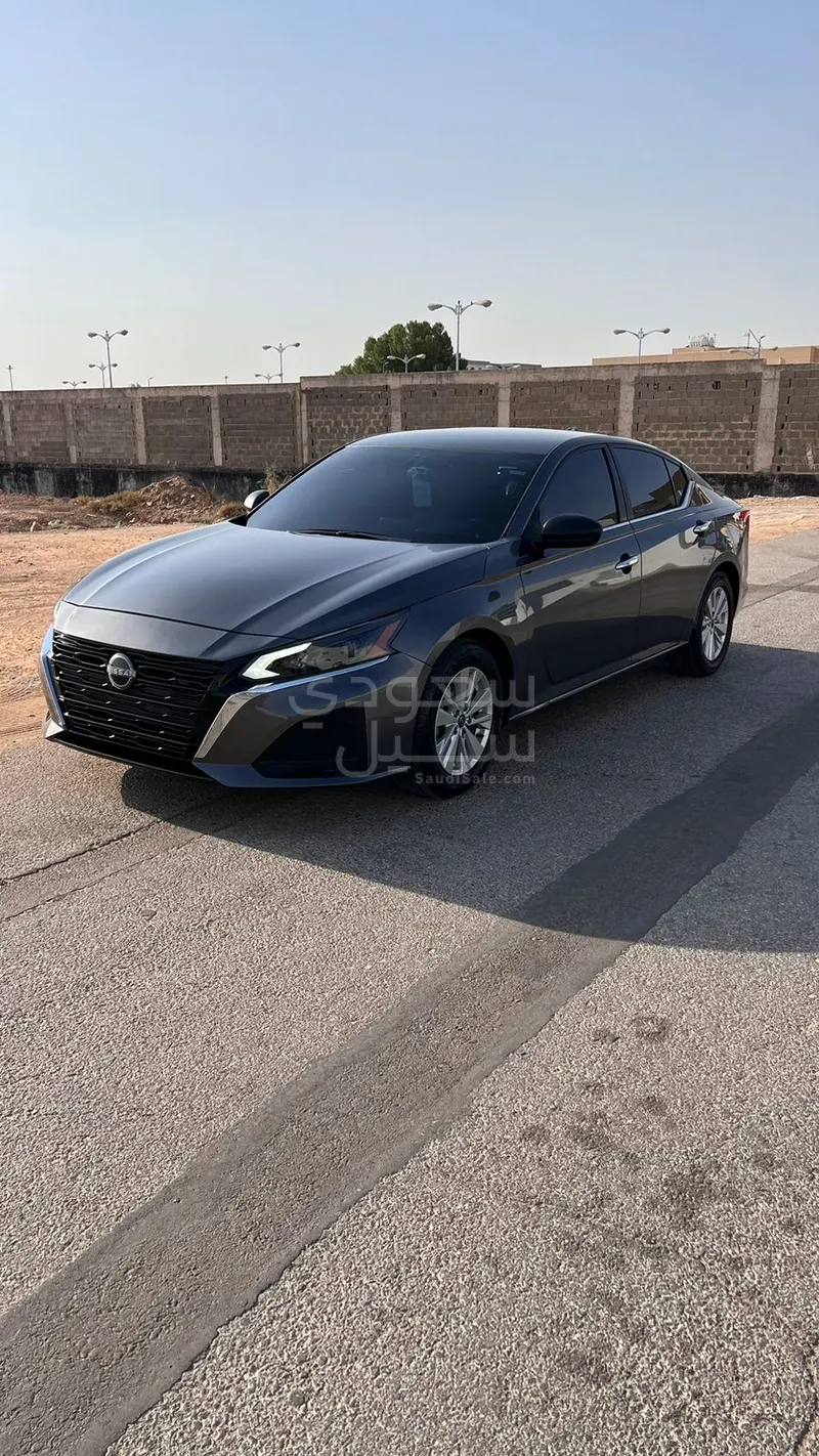 2024 نيسان التيما