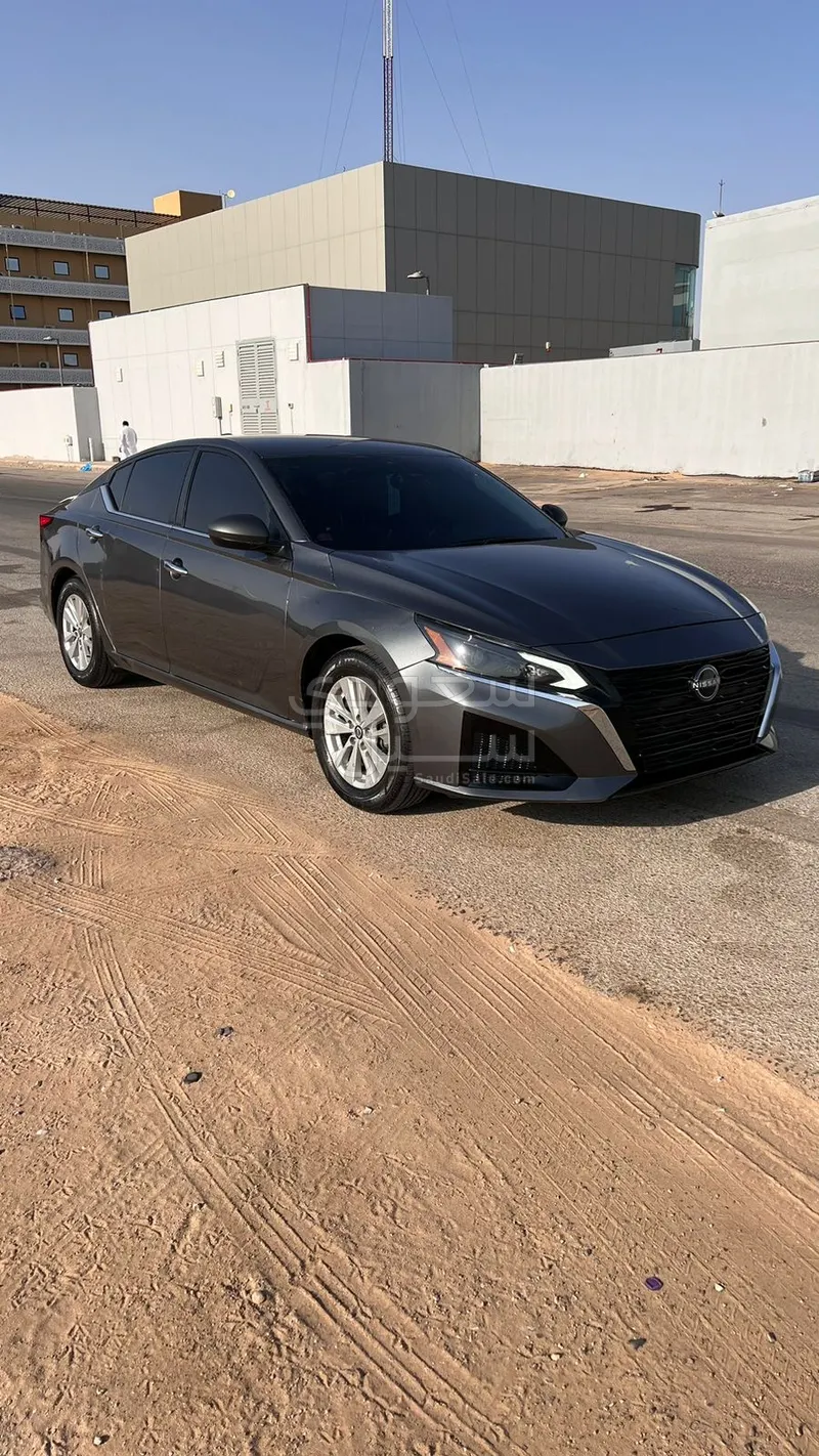 2024 نيسان التيما