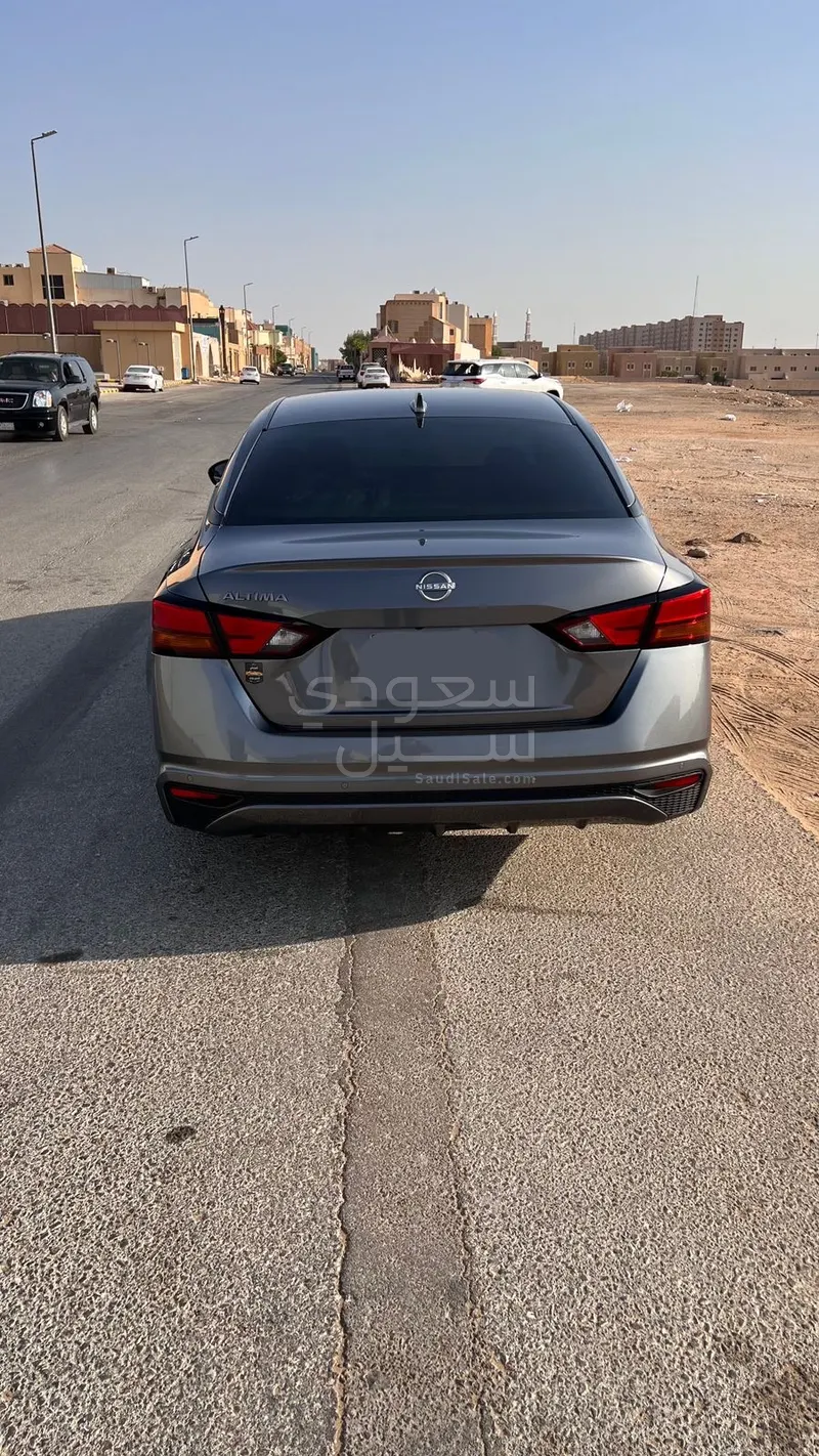 2024 نيسان التيما