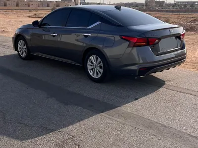 2024 نيسان التيما