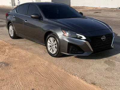 2024 نيسان التيما