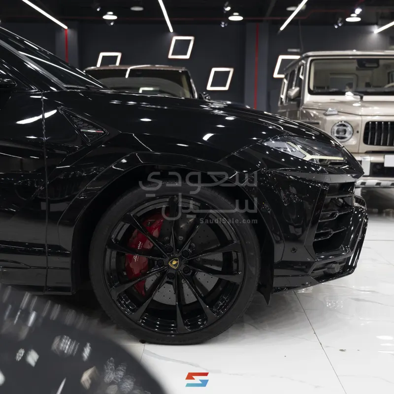 2021 لمبرجيني اوروس