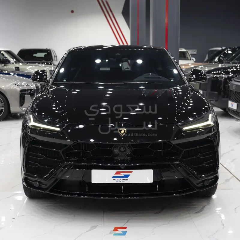 2021 لمبرجيني اوروس