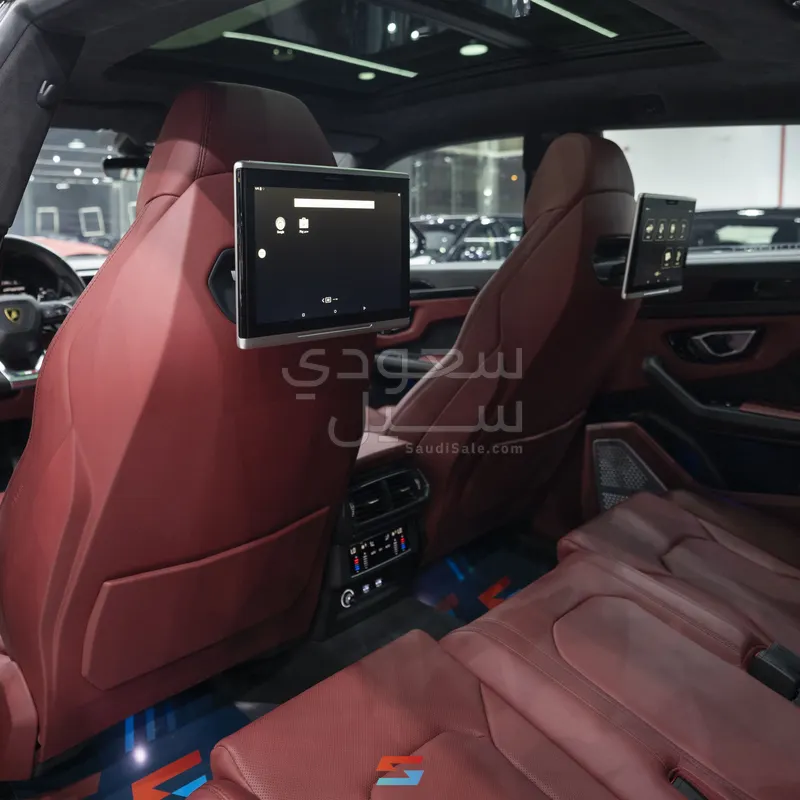 2021 لمبرجيني اوروس