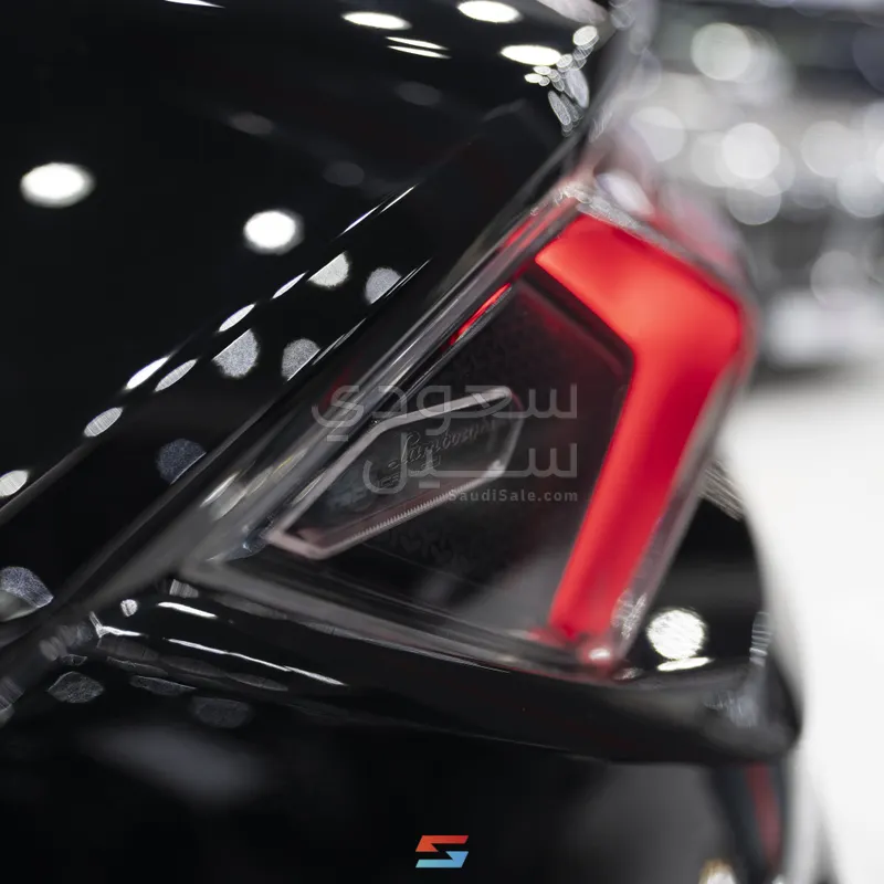 2021 لمبرجيني اوروس