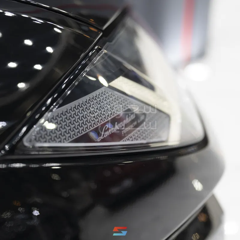 2021 لمبرجيني اوروس