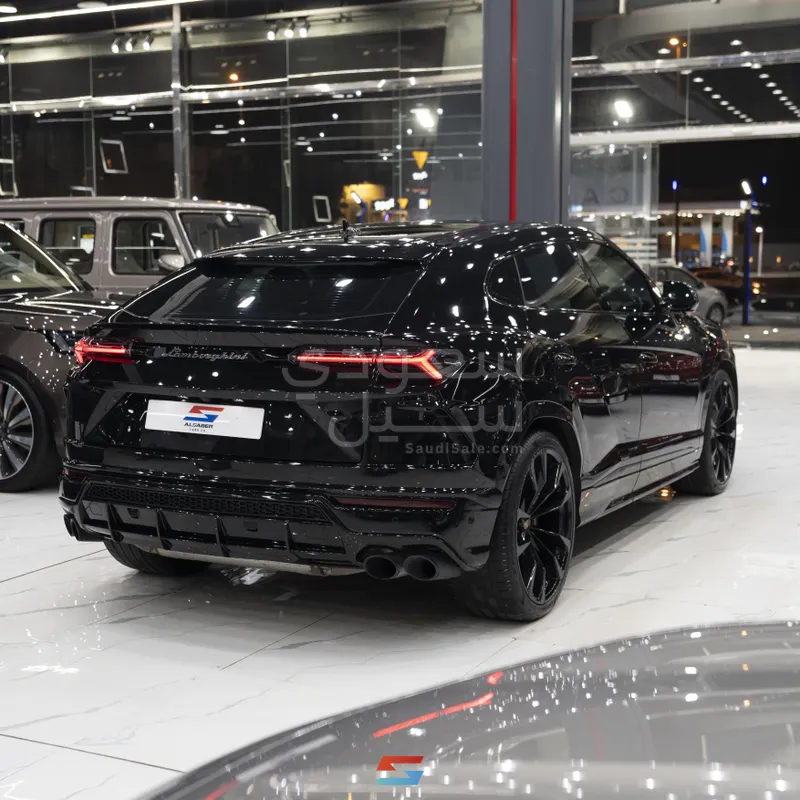 2021 لمبرجيني اوروس