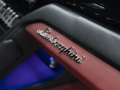 2021 لمبرجيني اوروس