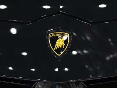 2021 لمبرجيني اوروس