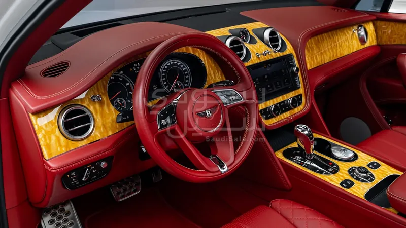 2017 بنتلي بنتايجا