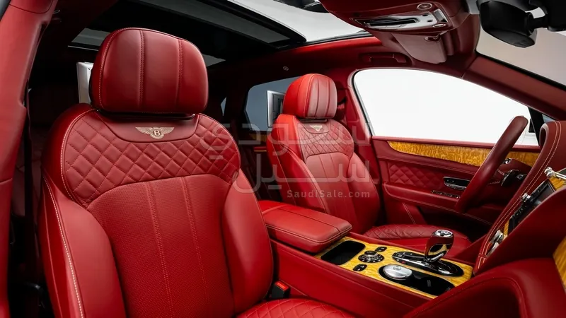 2017 بنتلي بنتايجا