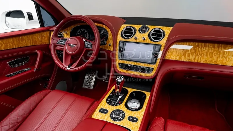 2017 بنتلي بنتايجا