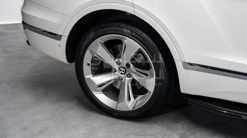 2017 بنتلي بنتايجا