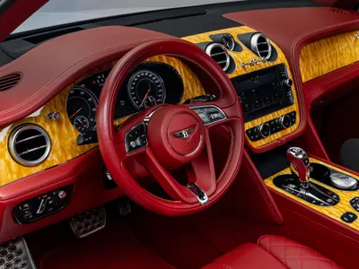 2017 بنتلي بنتايجا