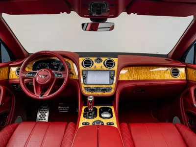 2017 بنتلي بنتايجا