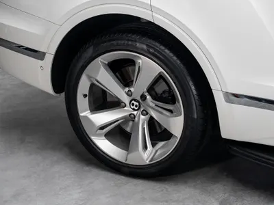 2017 بنتلي بنتايجا