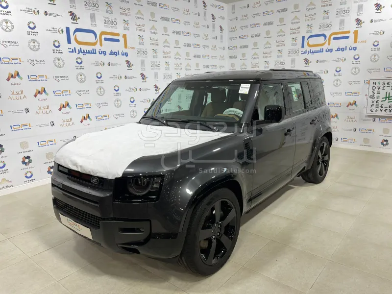 2026 لاند روفر ديفيندر اتش اس اي