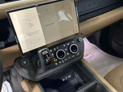 2026 لاند روفر ديفيندر اتش اس اي