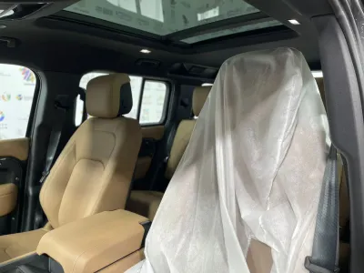 2026 لاند روفر ديفيندر اتش اس اي