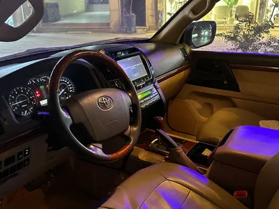 2015 تويوتا لاند كروزر جي اكس ار 3