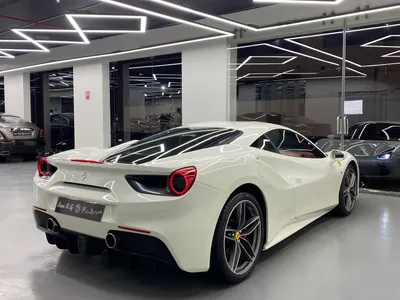 2016 فيراري 488 جي تي بي