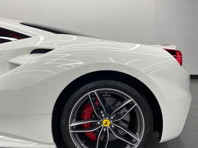 2016 فيراري 488 جي تي بي