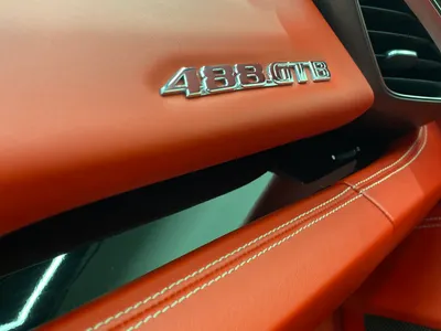 2016 فيراري 488 جي تي بي