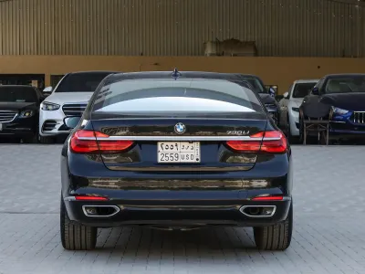 2018 بي ام دبليو الفئة السابعة 730 إل أي